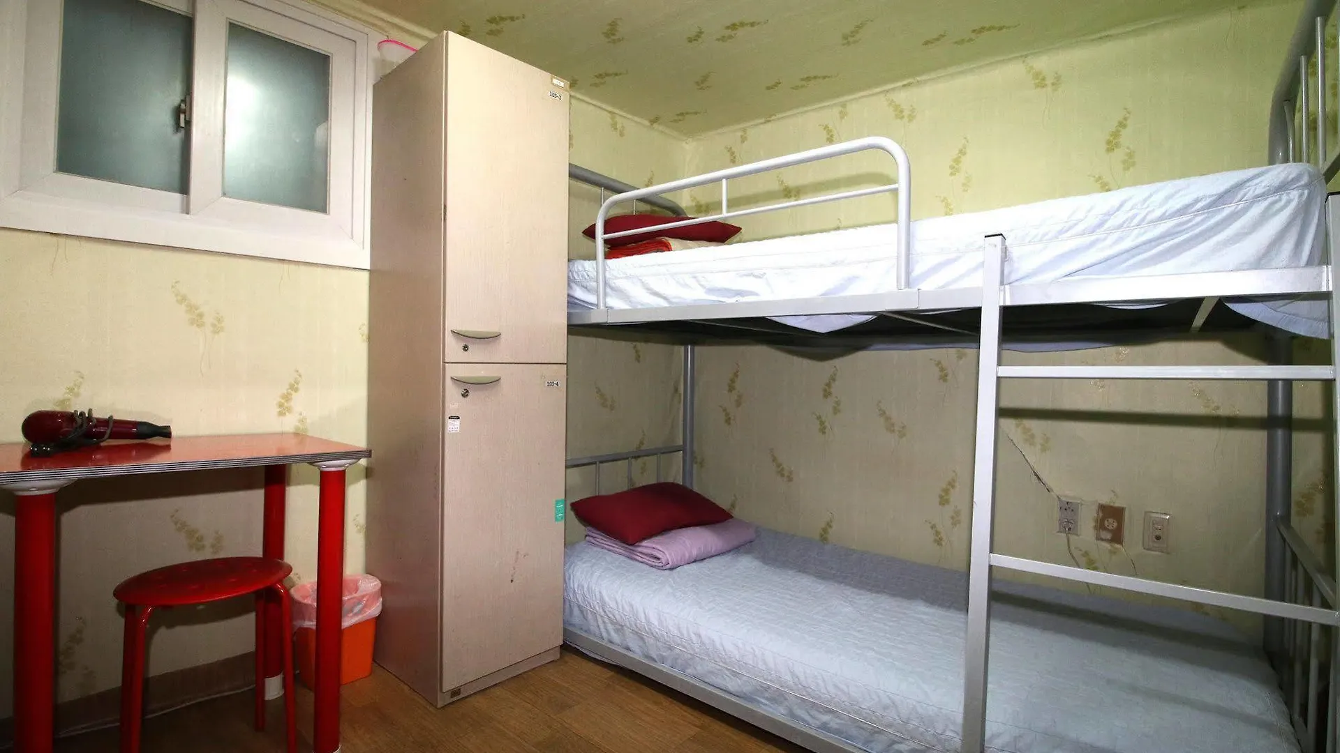 Hotel Sulla Jongno Seoul 2*,